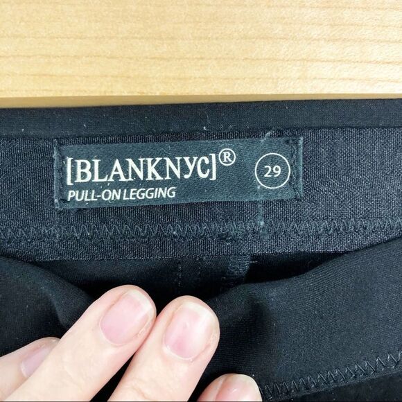 BlankNYC 100% Suede Front Panels Pull On Leather Leggings Pants Size 29 Zip - Picture 13 of 15